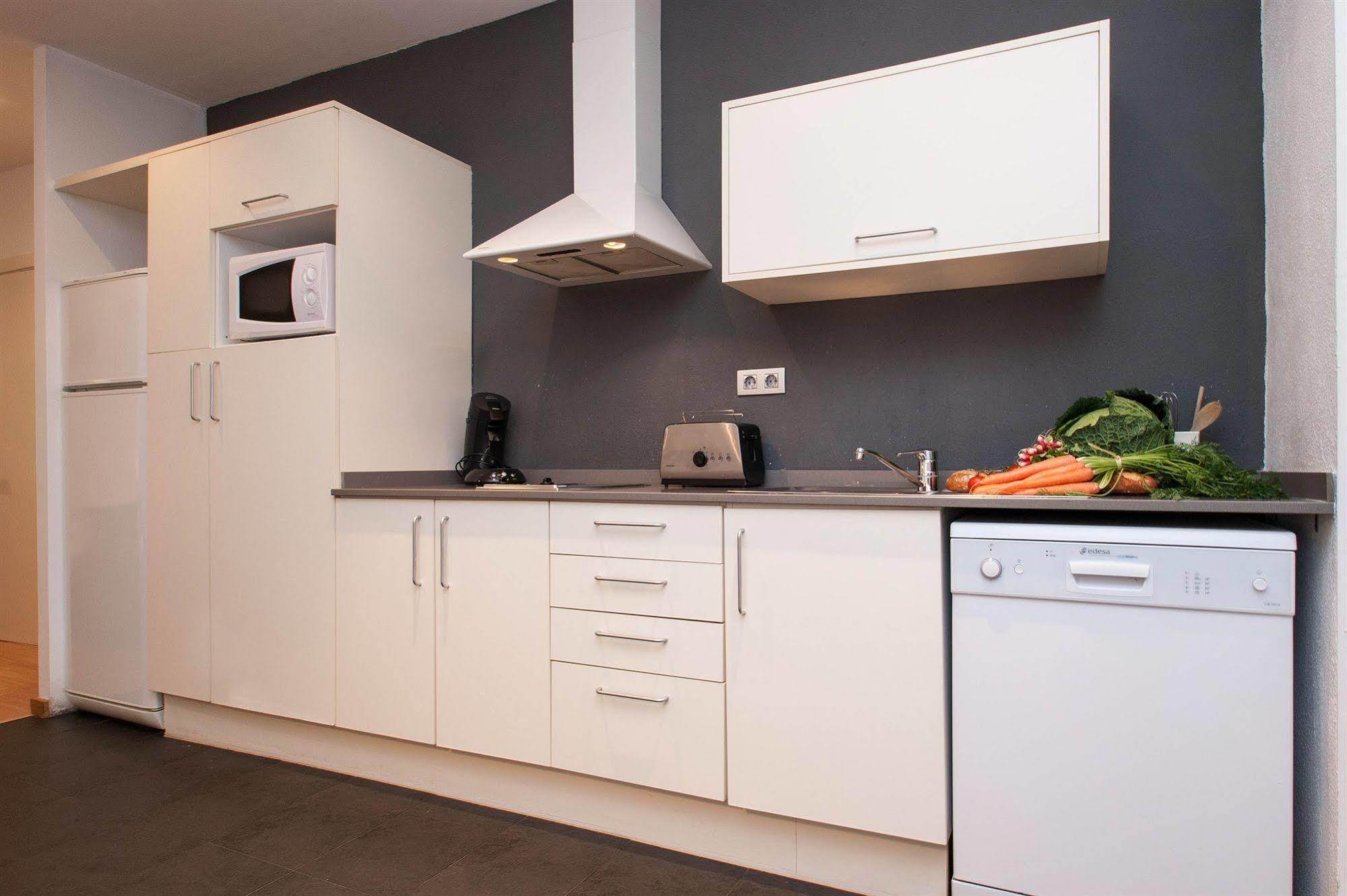 Apartment Short Group Liceu Serviced Barcelona