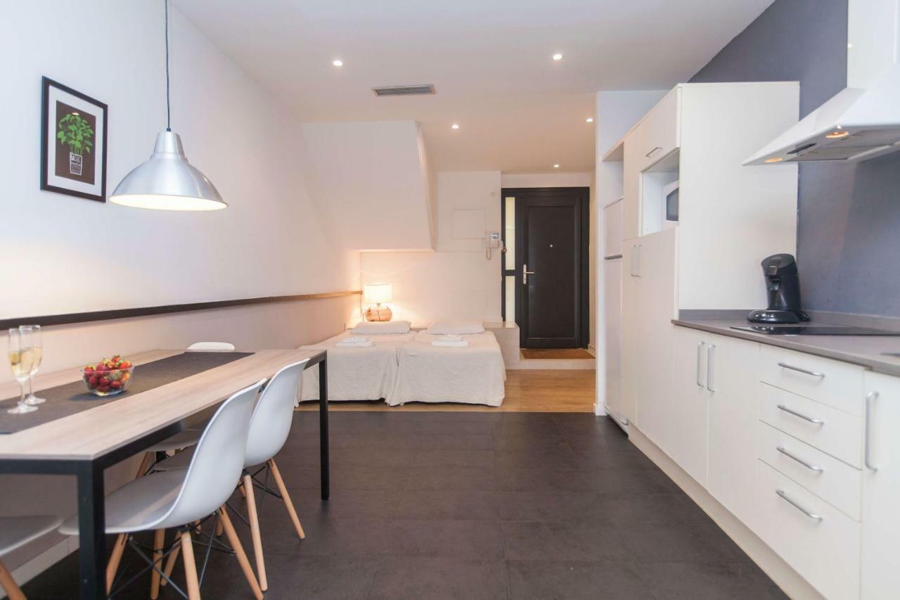 Apartment Short Group Liceu Serviced Barcelona